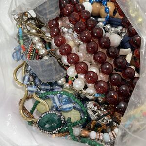 3+ Pounds Vtg to Modern Costume Mystery Jewelry Craft Junk Tangled Estate Lot